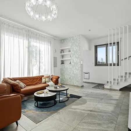 Eden Blue Luxury By Nomads Villa